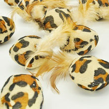10Pcs/lot  leopard design Pet Cat Toys Mini Playing Toys with  Feather Pet Cat Feather Mouse Toys